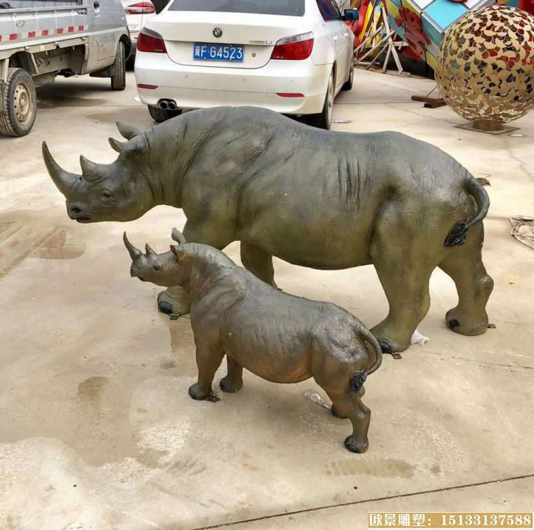 玻璃钢犀牛雕塑 动物雕塑